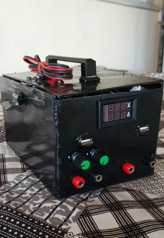 Two-channel DC power supply